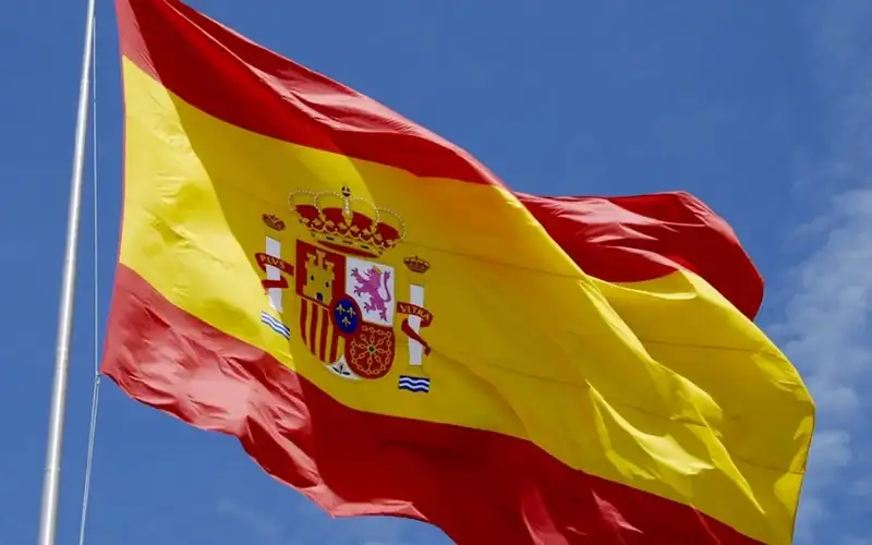 إسبانيا : مجلس الوزراء سيبحث حظر