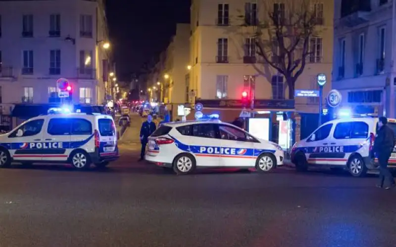 السلطات الفرنسية: مقتل شخص وإصابة 6