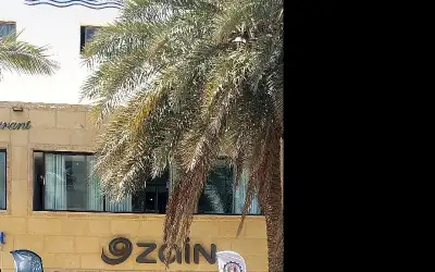 زين تدعم رحلة مالكي دراجات فيسبا