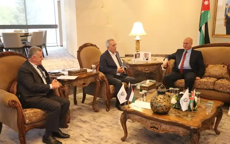 وزير الثقافة ونظيره الفلسطيني يؤكدان عمق