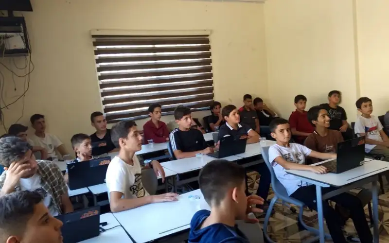 مركز شباب وشابات الصريح المدمج يطلق