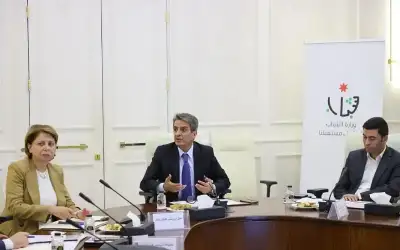 وزيرا الشباب و تطوير القطاع العام