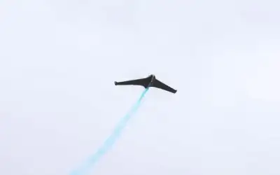 الاحتلال يغلق المجال الجوي في مطار