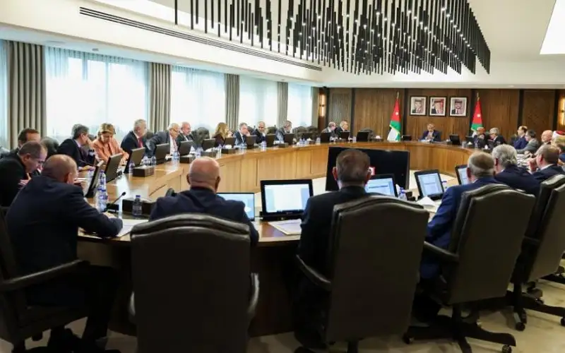 الحكومة تخضع صناديق الاستثمار المشترك لضريبة