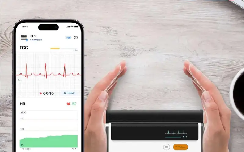 مساعد رقمي يراقب ضغط الدم ويحمي