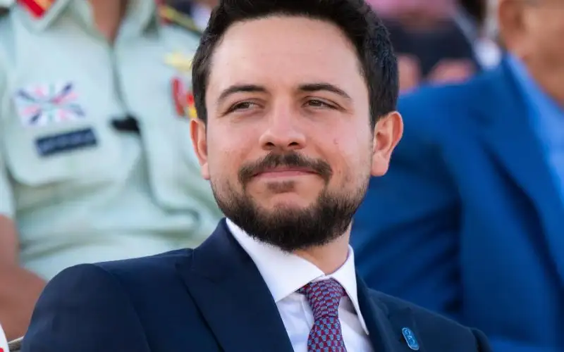 ولي العهد يؤكد تضامن الأردن مع