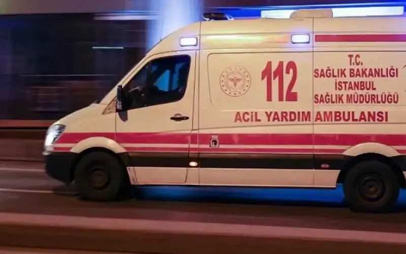 نوبة جنون .. تركي يفاجئ عائلته