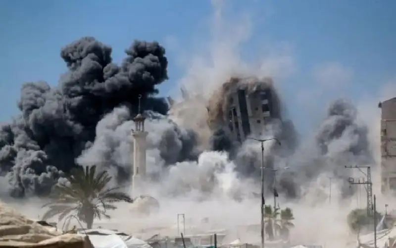 اليوم الـ708 للعدوان على غزة: الاحتلال