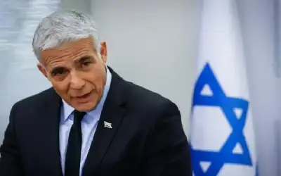 لابيد: إسرائيل تنهار وتعيش عزلة دولية