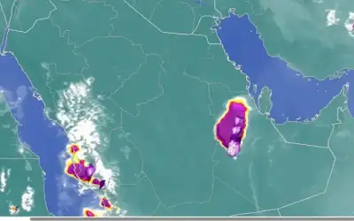 ظهور سحابة رعدية ضخمة بالسعودية بمساحة