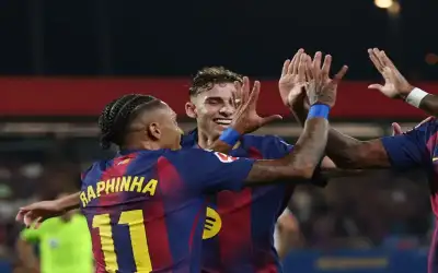 برشلونة يسحق فالنسيا بسداسية في الدوري