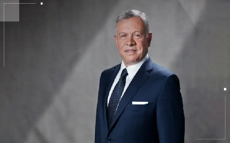 الملك يغادر إلى الدوحة للمشاركة في