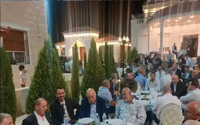بدعوة من رجل الاعمال الخراشقة.. 500