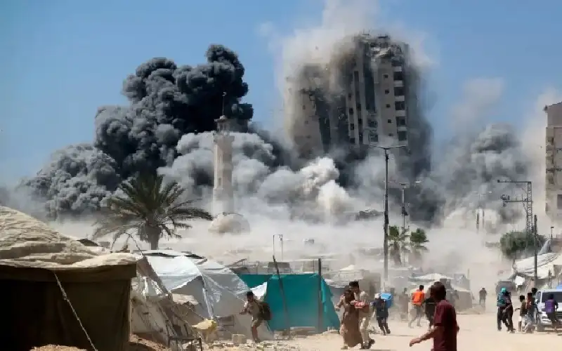 فرقتان رئيسيتان تهاجمان غزة و3 فرق