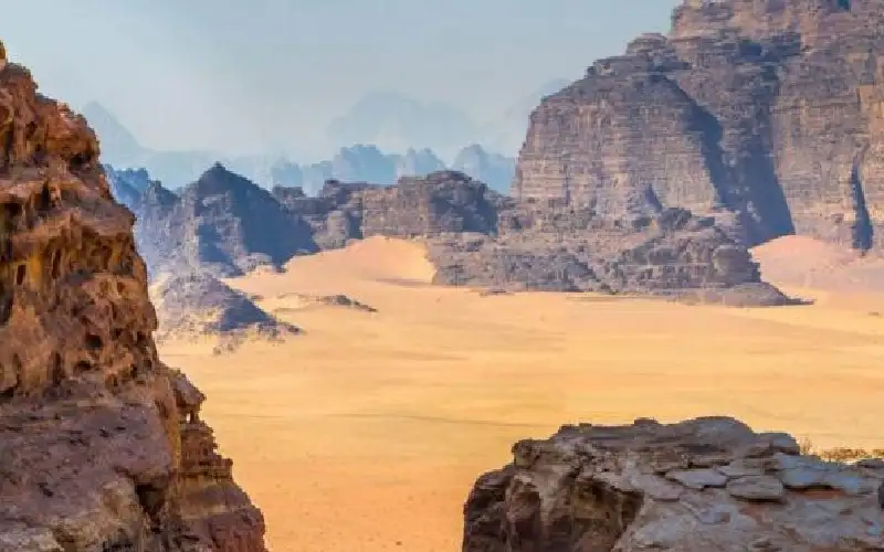 5.33 مليار دولار الدخل السياحي في