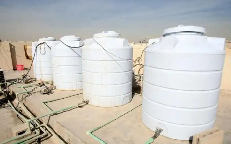 جمع عينات من خزانات مياه مدرستي