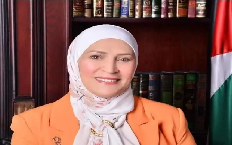 هالة الجراح نائب من قرية المزار