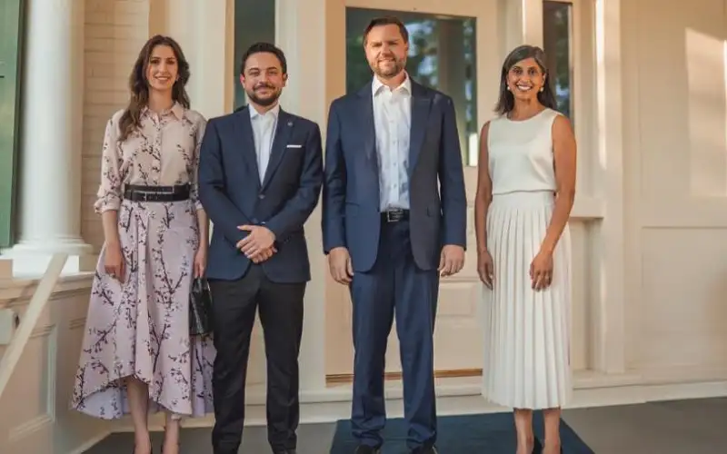 ولي العهد والأميرة رجوة يحضران مأدبة