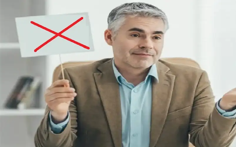 فصل موظفة بسبب إجازة طارئة لرعاية