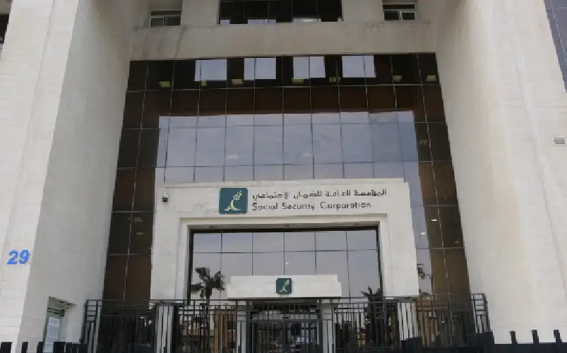 ارتفاع التعطل عن العمل والأمومة ونمو