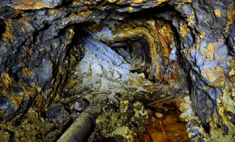 8 كيلومترات من المعادن الثمينة.. المغرب