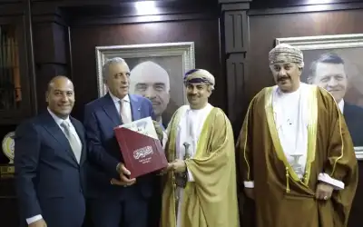 وزيرا الثقافة الأردني والإعلام العماني يزوران