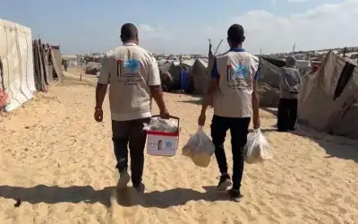 الحملة الأردنية والهيئة الخيرية الهاشمية توزعان