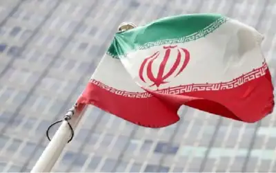 إيران تستدعي سفراءها في بريطانيا وفرنسا