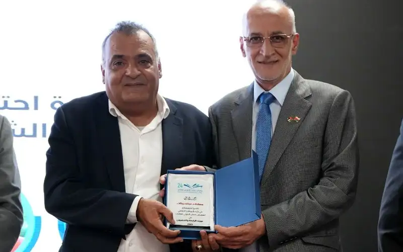 تكريم الدكتور سلطان المعاني شخصية معرض