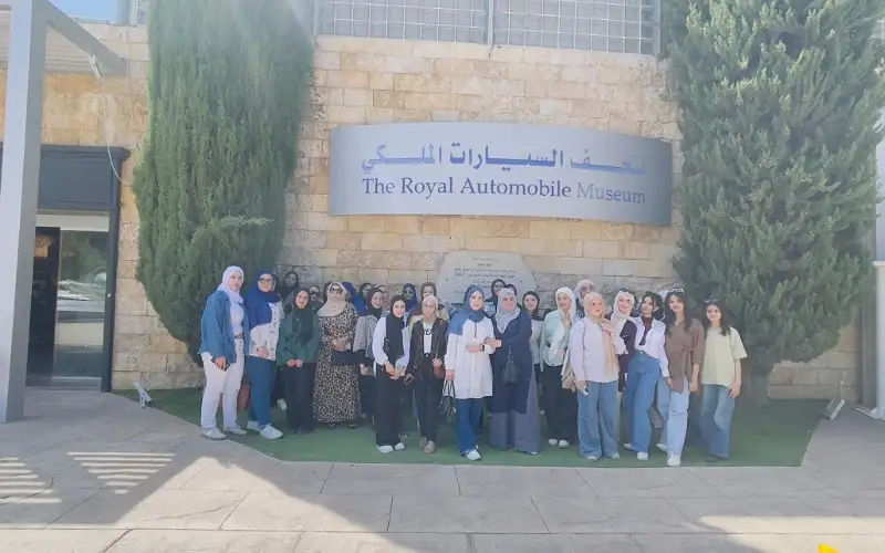 زيارة إلى متحف السيارات الملكي لمراكز