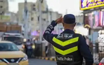 رقيب سير يسعف مواطن للمستشفى بعد