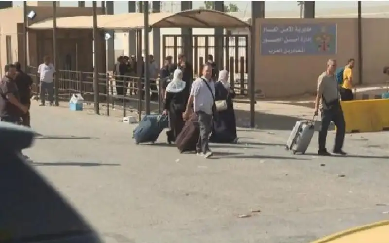 حركة طبيعية وانسيابية على جسر الملك