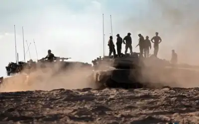 القسام تقصف تجمعا لجنود الاحتلال جنوبي