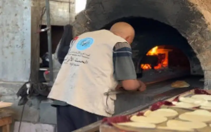 الحملة الأردنية والهيئة الخيرية الهاشمية تعيدان