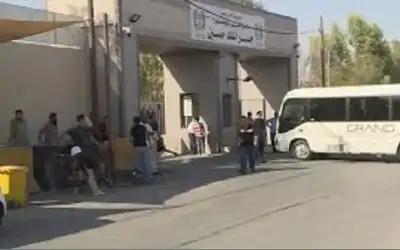 فتح حركة المسافرين عبر جسر الملك