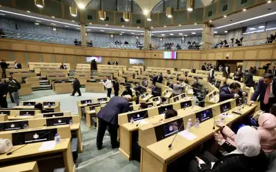 124 حزبيا في مجلس النواب.. 9