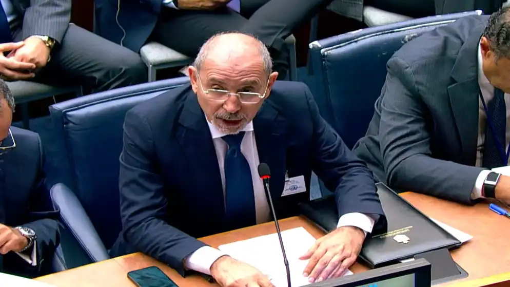 وزير الخارجية يشارك في اجتماع قادة