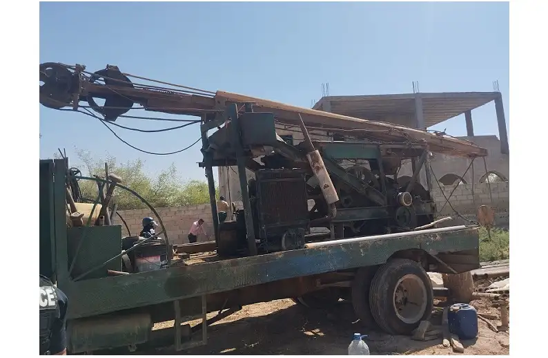 المياه : ضبط حفارة مخالفة في