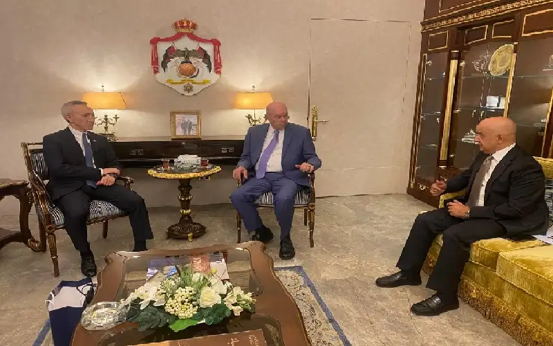 رئيس مجلس الأعيان يلتقي سفيري كازاخستان