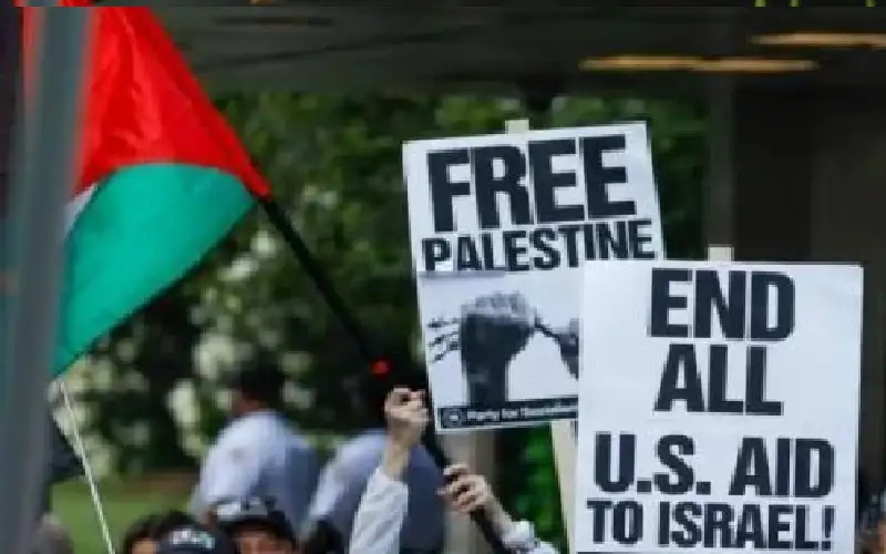 قاض فدرالي: إدارة ترامب حظرت تظاهرات