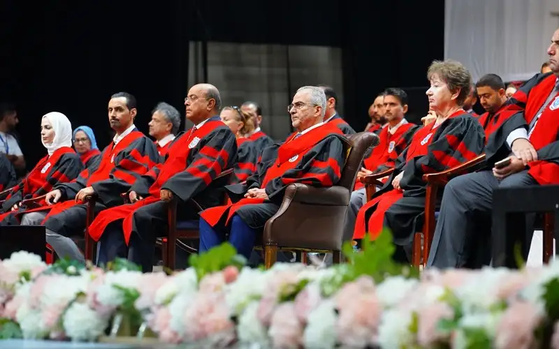 بالصور .. أ.د.حمدان يرعى احتفال عمان