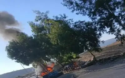 شهيدان وجريح في غارة اسرائيلية على