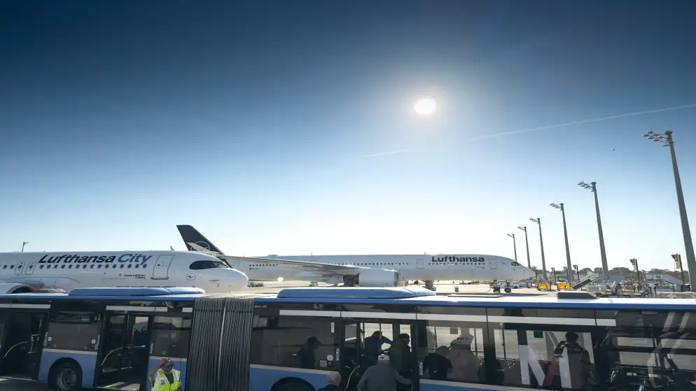 تعليق عمليات مطار ميونيخ بعد رصد