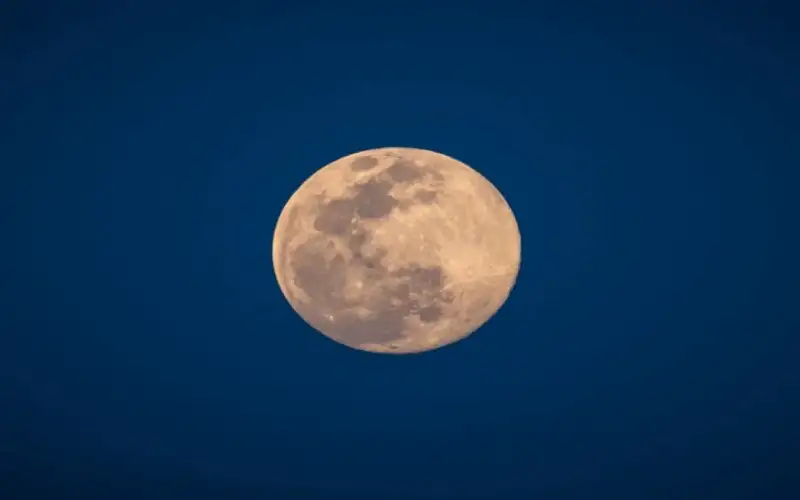 سماء الأردن على موعد مع حدث