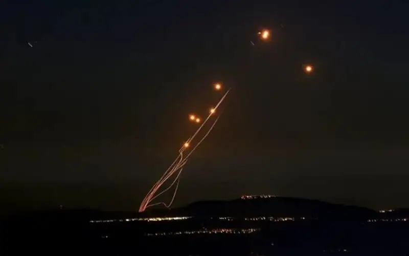 إطلاق صواريخ اعتراضية في سماء إيلات