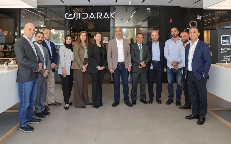 زين تستقبل رئيس مجلس مفوضي هيئة