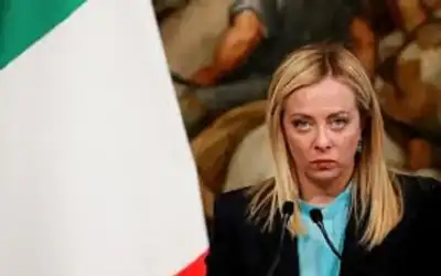 إحالة رئيسة وزراء إيطاليا مع وزيرين