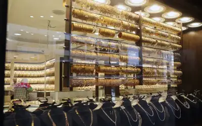 الذهب يواصل ارتفاعه محليا ويحقق أرقاما
