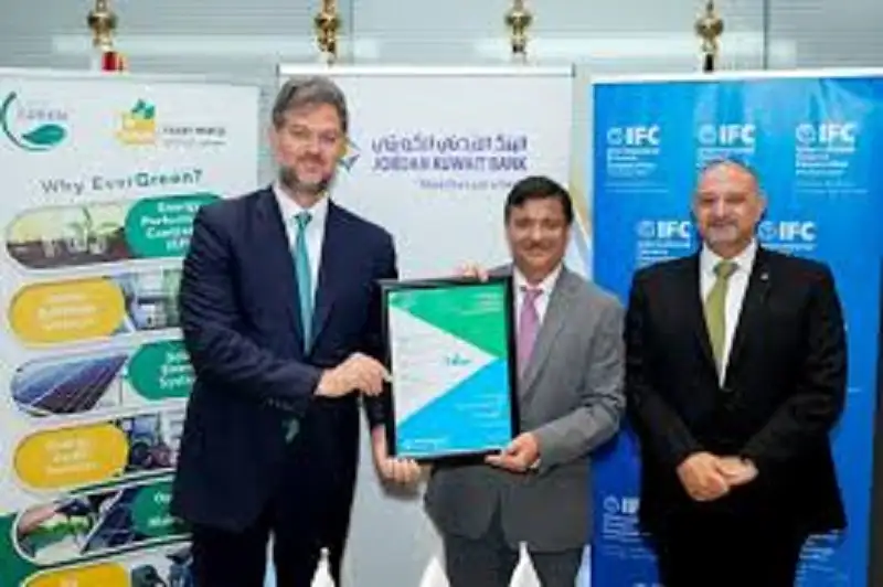 الأردني الكويتي أول بنك في المملكة