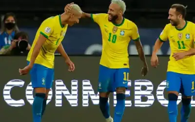لاعب البرازيل يعلن إصابته بالسرطان وخضوعه